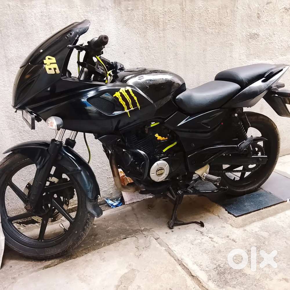 Bajaj pulsar 220f