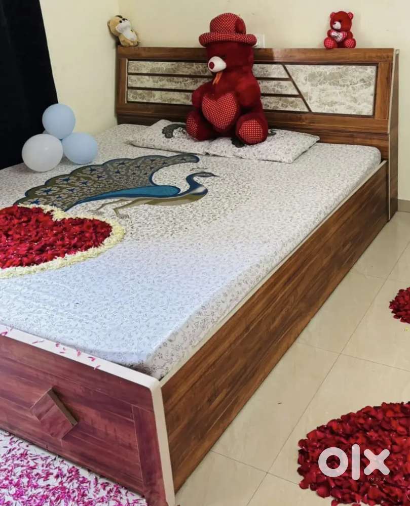 Kings size bed