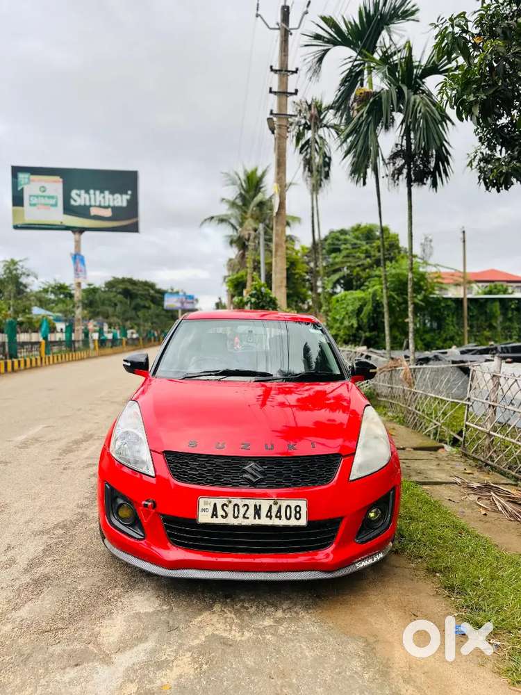 Modified Maruti Suzuki Swift 2016 Petrol 75000 Km Driven