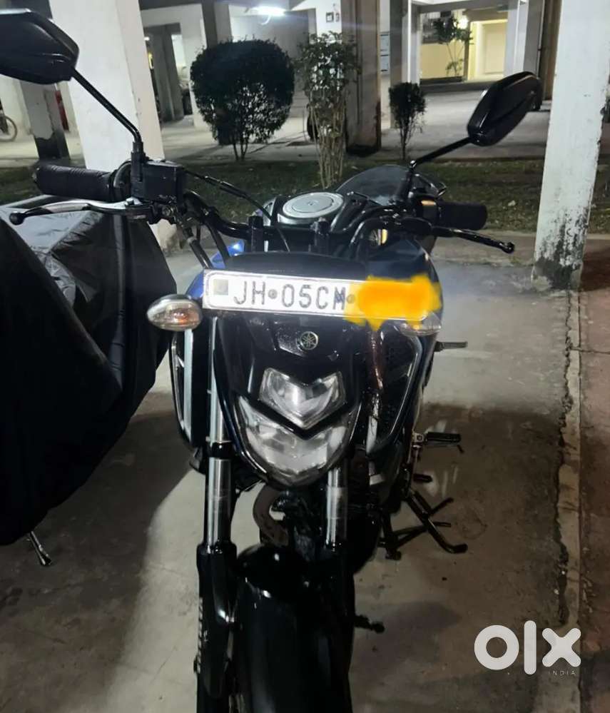 Yamaha FZs very good condition.. Jamshedpur Registration