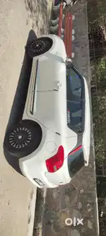 Maruti Suzuki Swift 2023 CNG & Hybrids 22000 Km Driven in