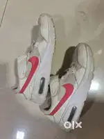 Nike airmax shoes size 2.5Uk 3years MRP 5999