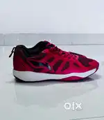Badminton shoes - Lining ultra max UK Size 4