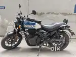 Royal Enfield Hunter 350 Rebel blue