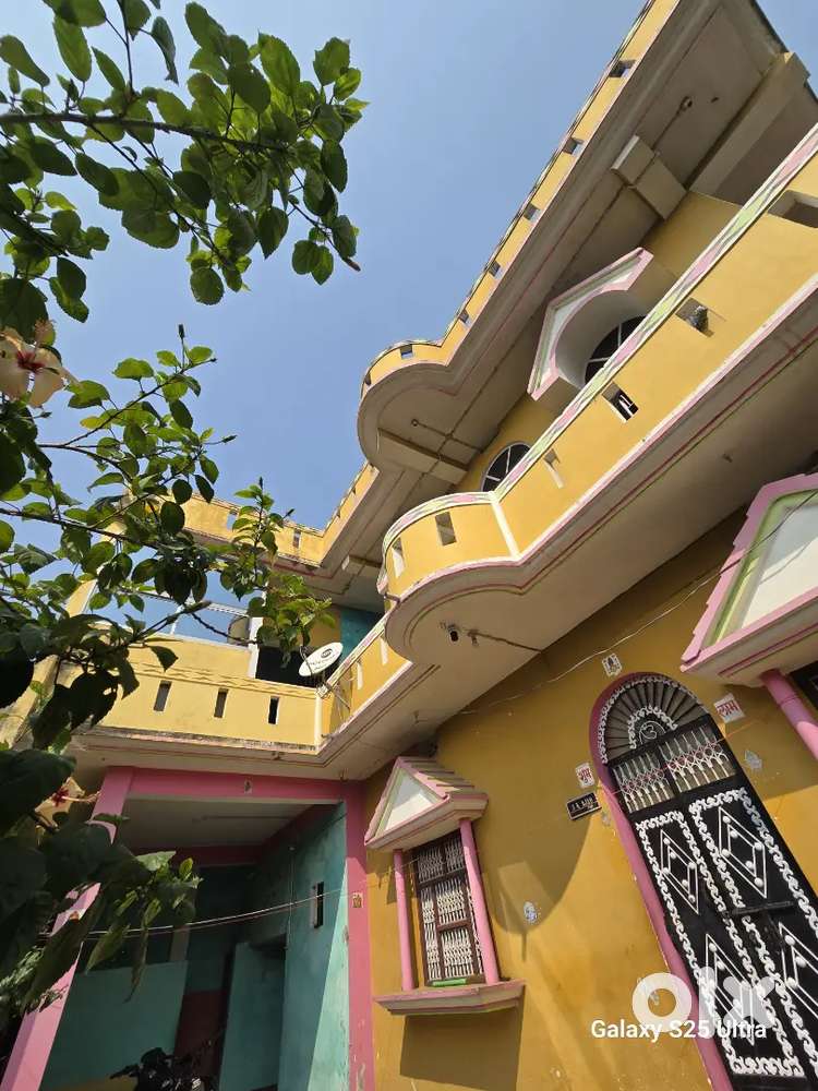 Separate flat in saharsa with fan , light , bed etc