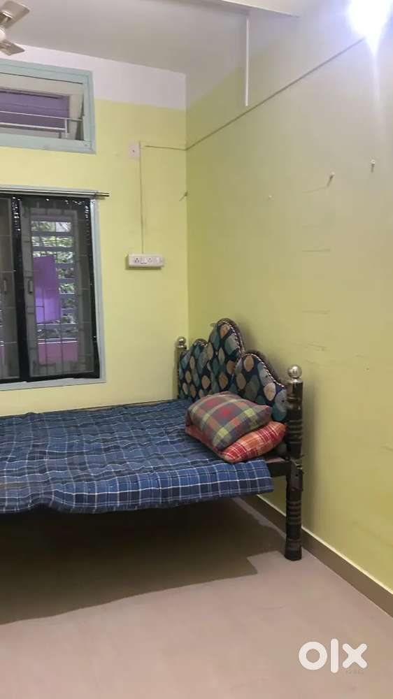 1 BHK furnished available