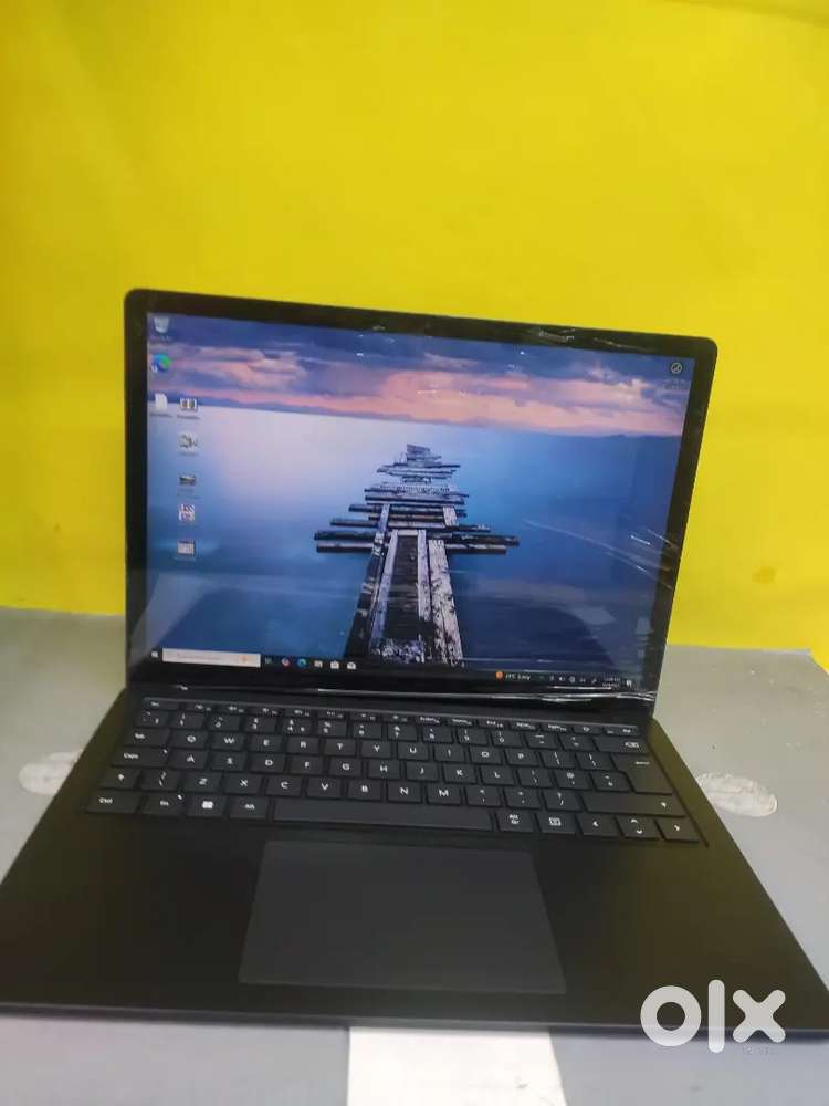 FIRST SHOP SELLING MICROSOFT SURFACE/CALL AND BOOK YOUR LAPTOP NOW