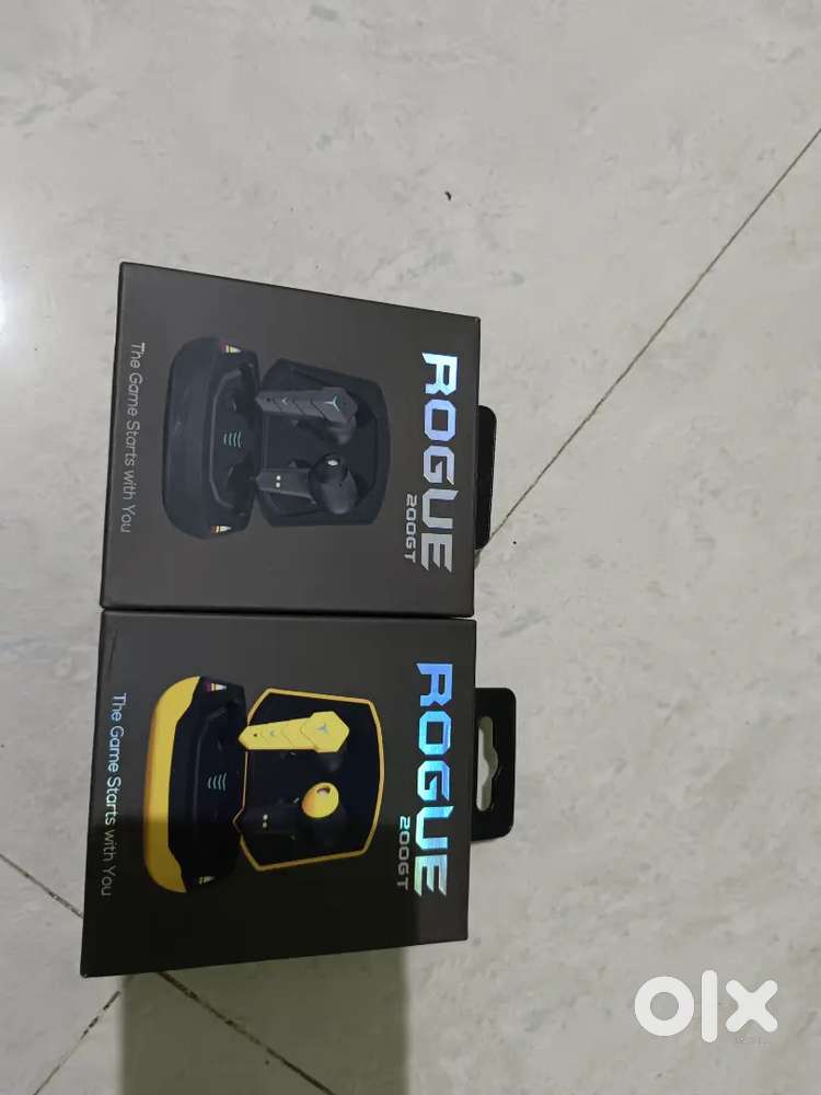 Earbuds smart watch