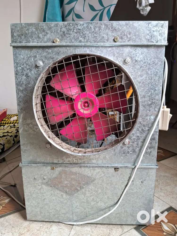 New coller hai 3 months used no problem all well good condition