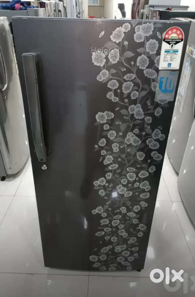 Low  budget less used fridges shop