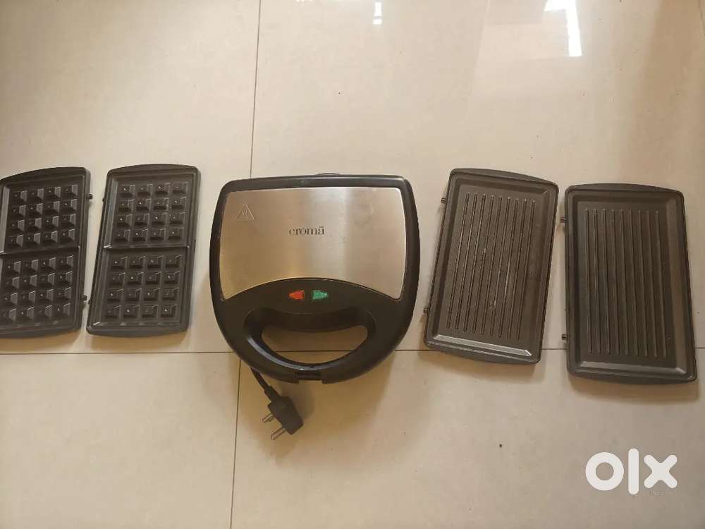 Croma sandwich and waffle maker