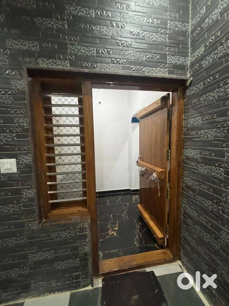 2BHK HOUSE FOR LEASE IN RAGHVENDRA NAGAR
