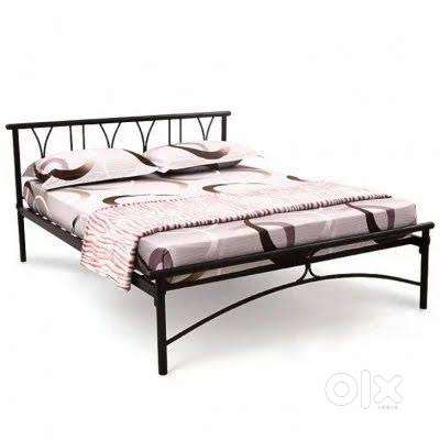 Sturdy Queen Size Steel Bed (5x6 ft)