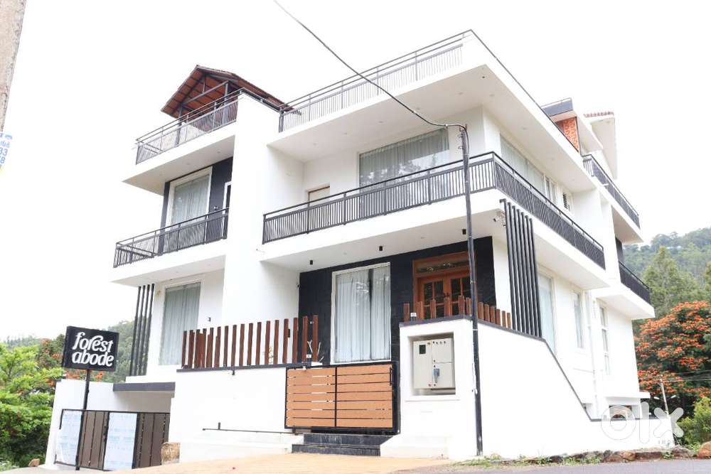 Front Office Executive