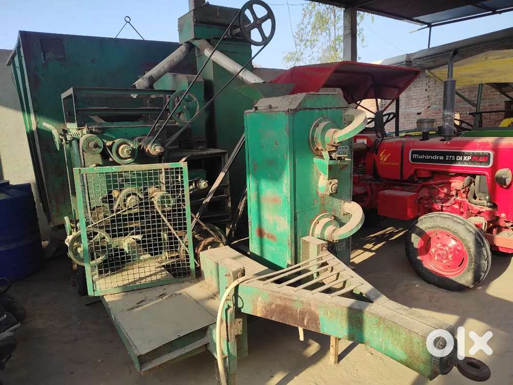 Dhan kutti machine