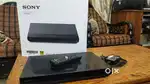 Sony ultra hd blue ray/dvd player 4k UBP-X700