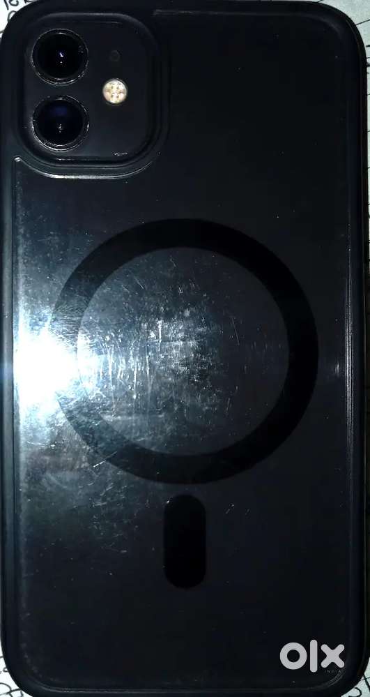 iPhone 11 (64GB) Black – Good Condition