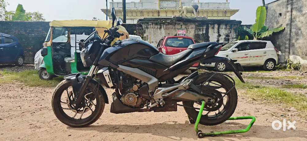 Bajaj Dominar 400cc