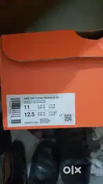 shoe nike uk10 orignal 6month old with box.