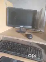 Philips,LCD monitors v-line  मात्र दस  हज़ार रुपए में