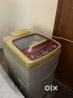 Samsung 6.2kg Top Load Fully Automatic Washing Machine.