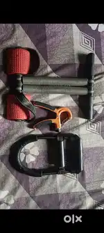 1 hand gripper,1 forearm presser & 1 abs extension