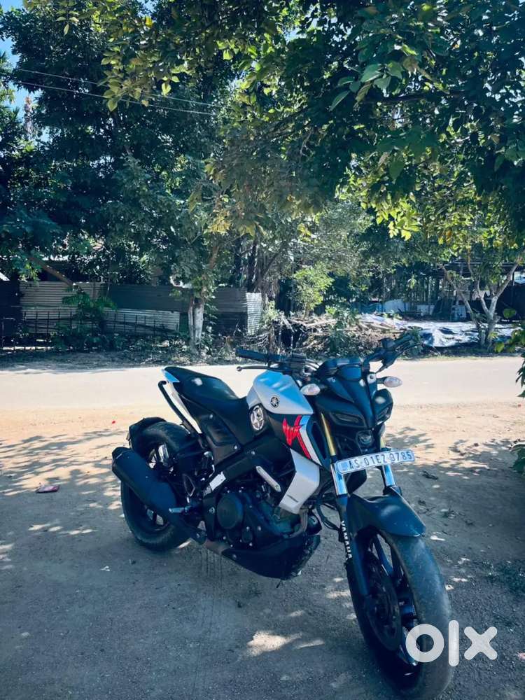 Good condition and  interested person can DM?