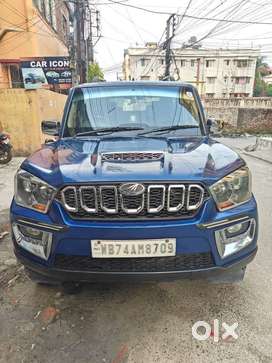 Mahindra Scorpio S8, 2016, Diesel