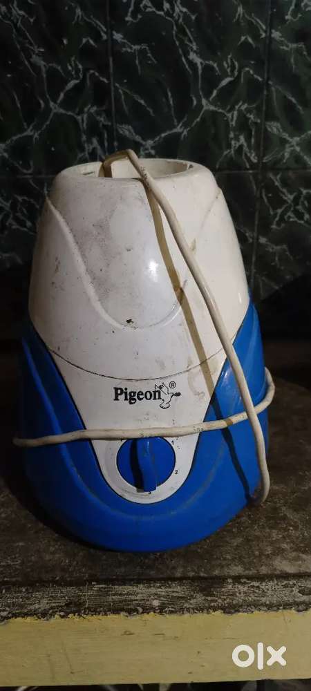 Pigeon mixer