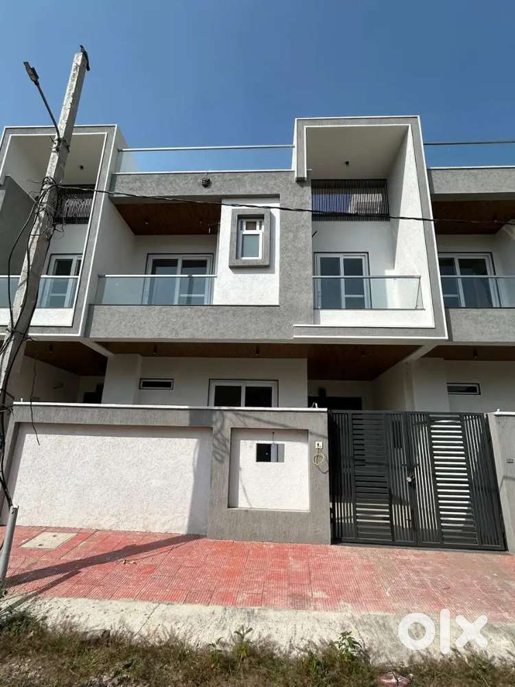 Real Estate Mansarovar Girls & Boys Tally callers or Sales Manager