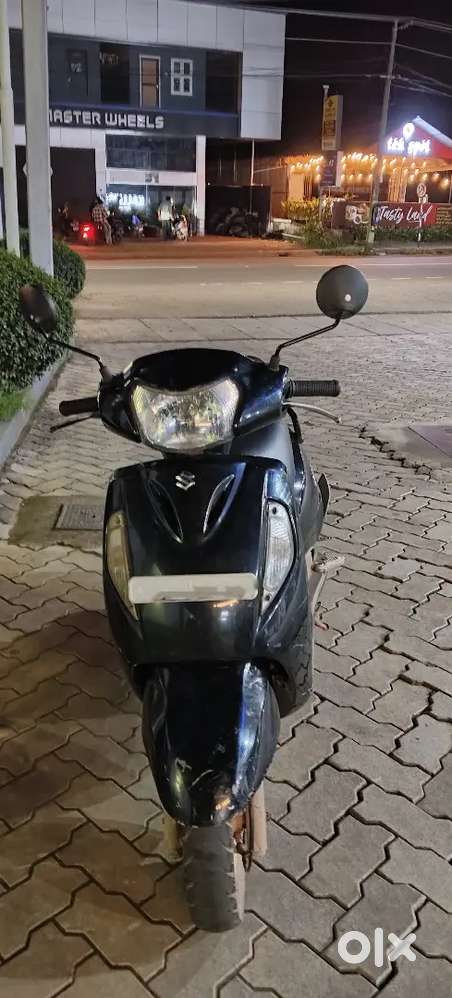 Black colour, New Battery