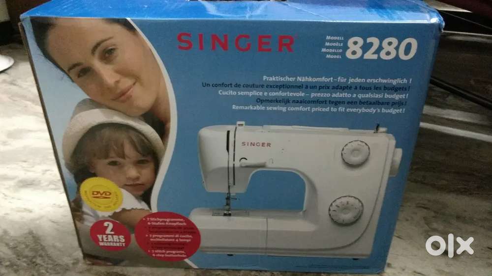 Sewing machine - singer