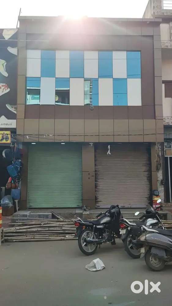 Main madhyam marg near rajat path ka pass manshrover jaipur