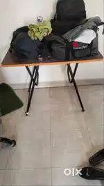 Computer table