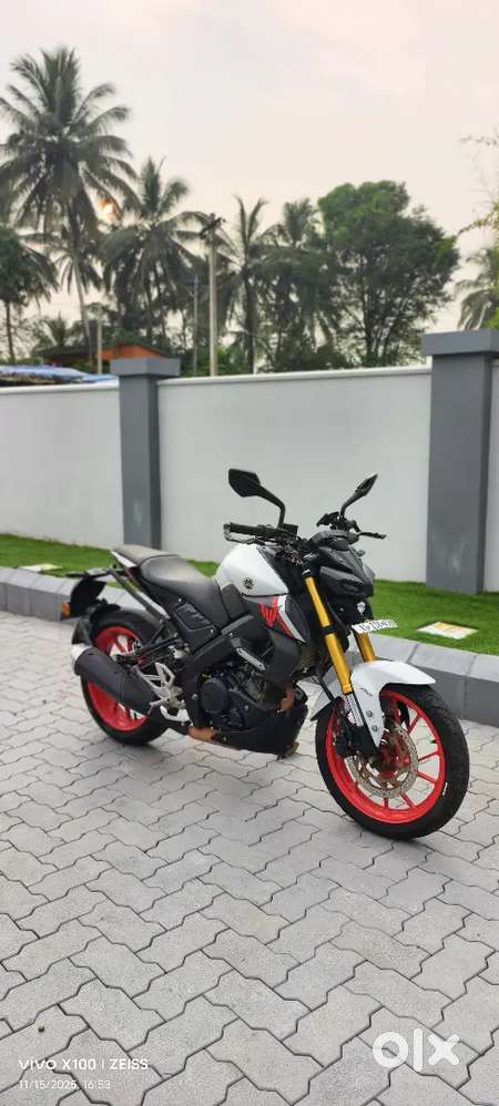 MT15 2022 SINGLE OWNER NEW TYRES NEAT & CLEAN