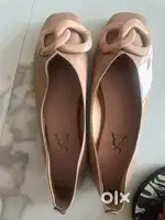 Beige Shoes for Resale. Size:40