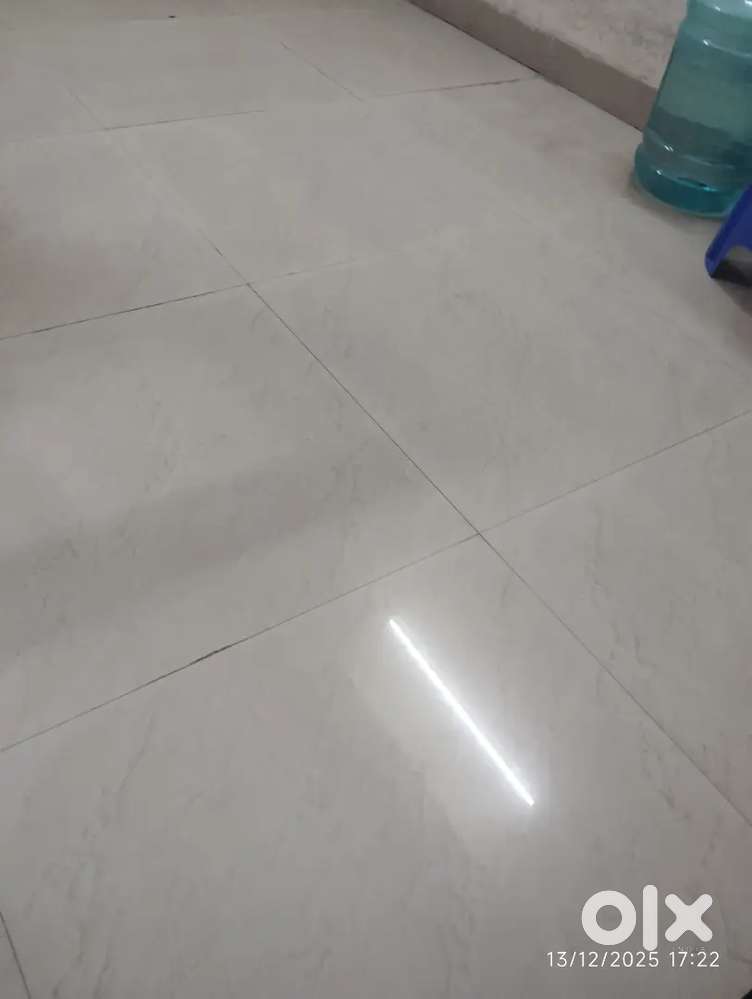 House maid available female age 35.experienced.