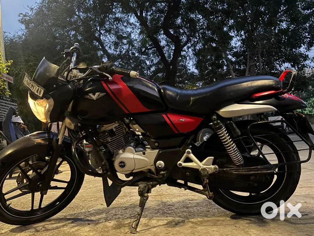 Bajaj v15 good condition
