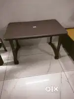 Plastic dining table