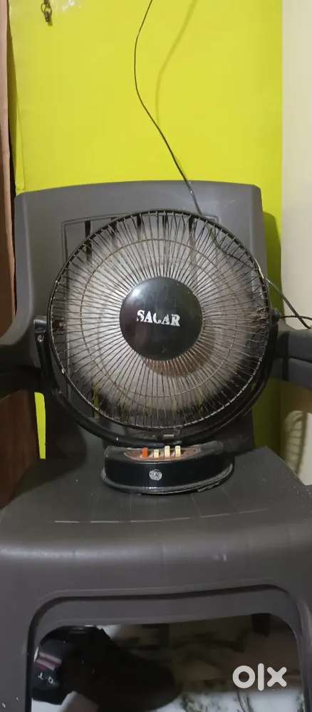Table Fan with 3 speeds