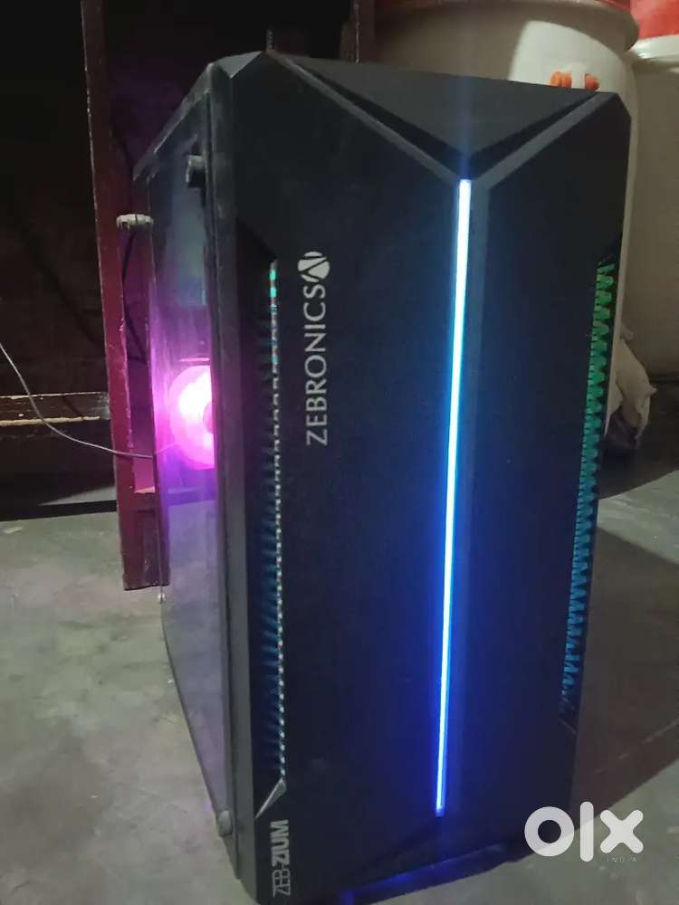 Gaming pc ha 4 months old  only pc
