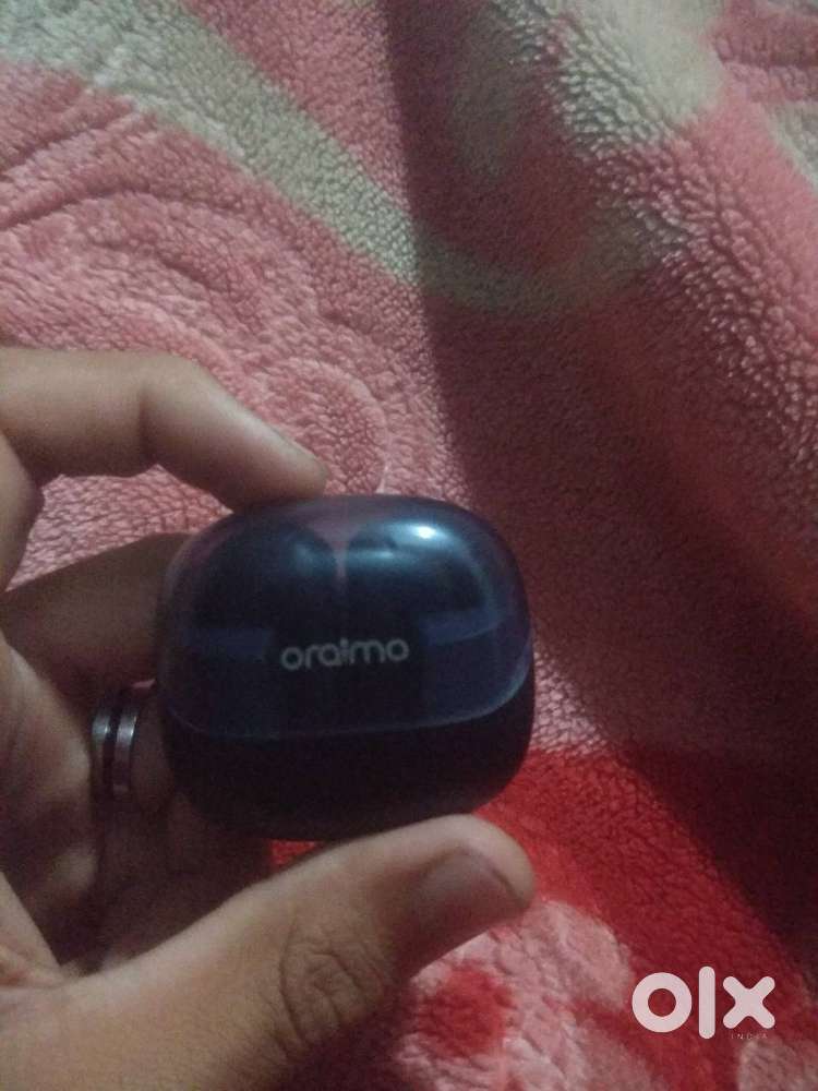 Its an oraimo riff 2 earbuds