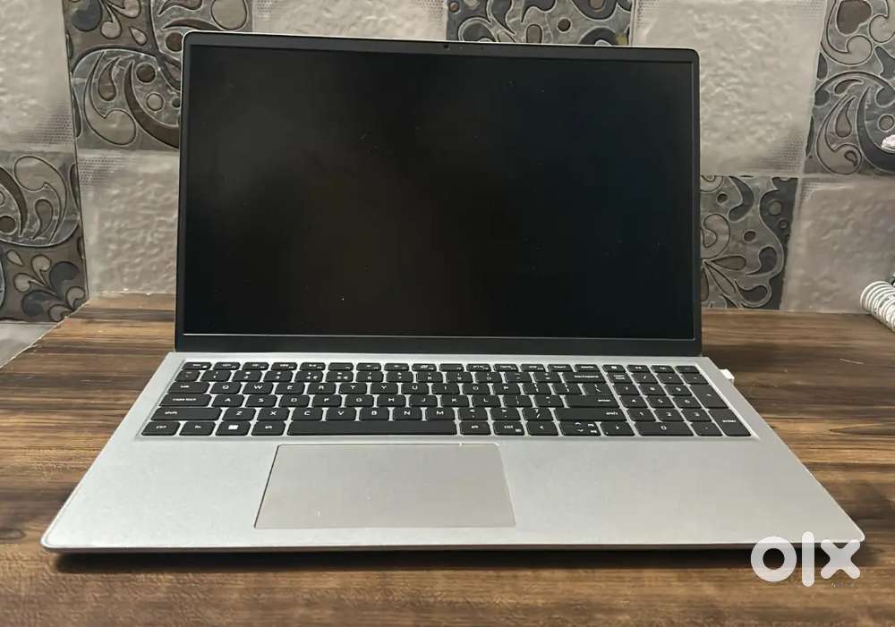 Dell Inspiron 3511