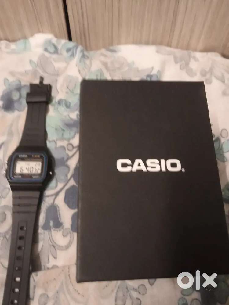 Casio YOUTH
F-91 series
F-91W-1, with bill, box, warranty.