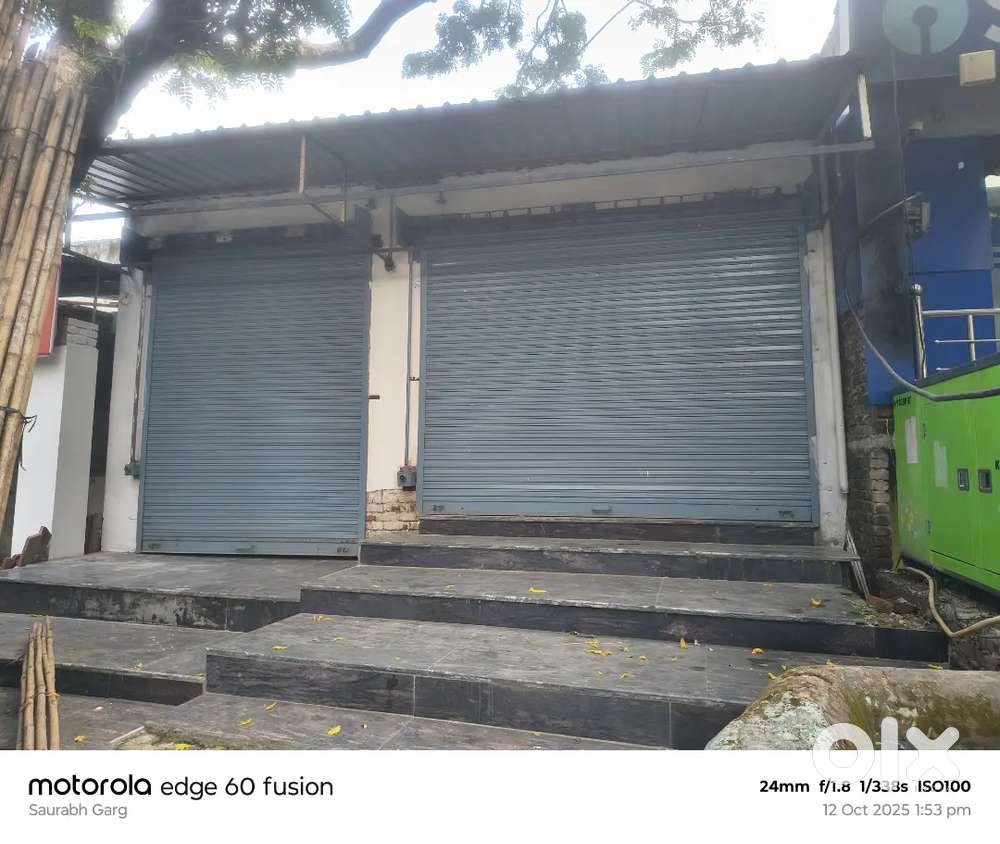 Newly built shop for rent on prime location in Fatehpur Sikri