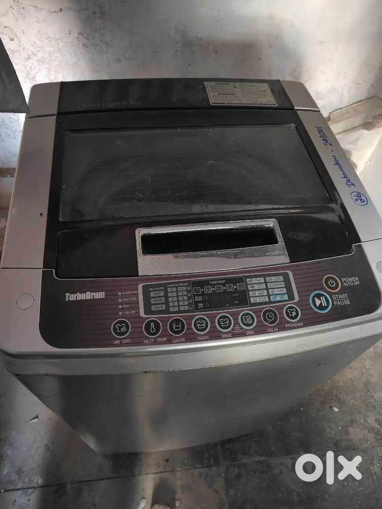 Operational LG washing machine