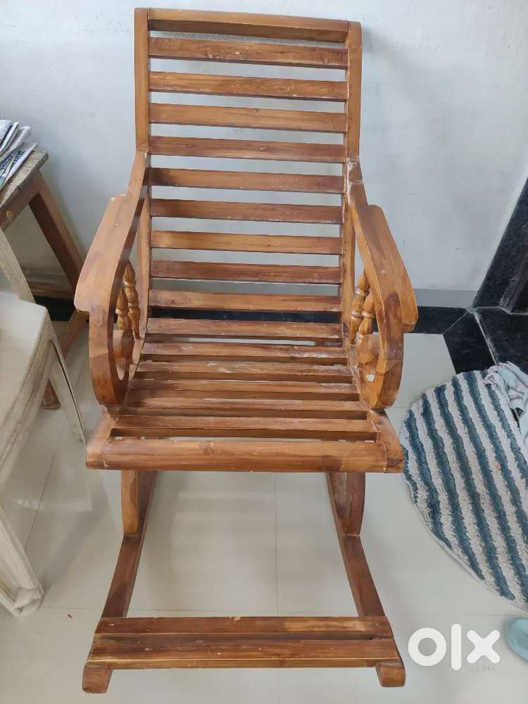 Rocking Chair sagwan