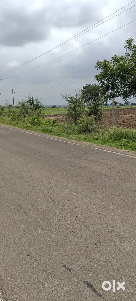 25000 sq ft plot near Shivagiri to ukkali road