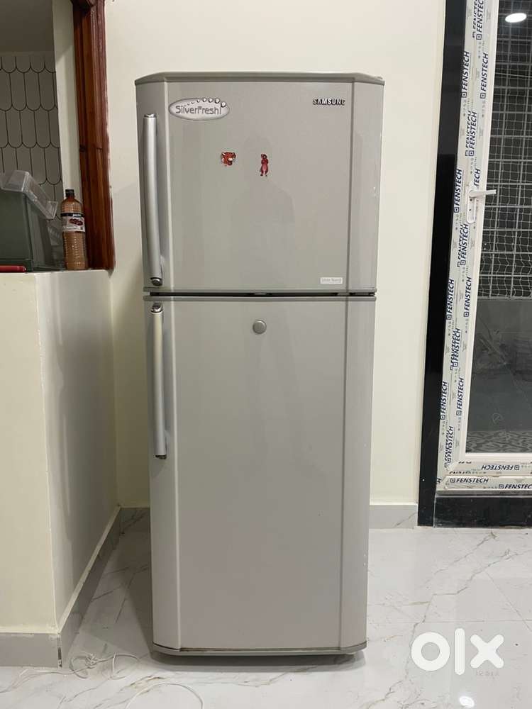 Samsung double door refrigerator for sale, good cooling system
