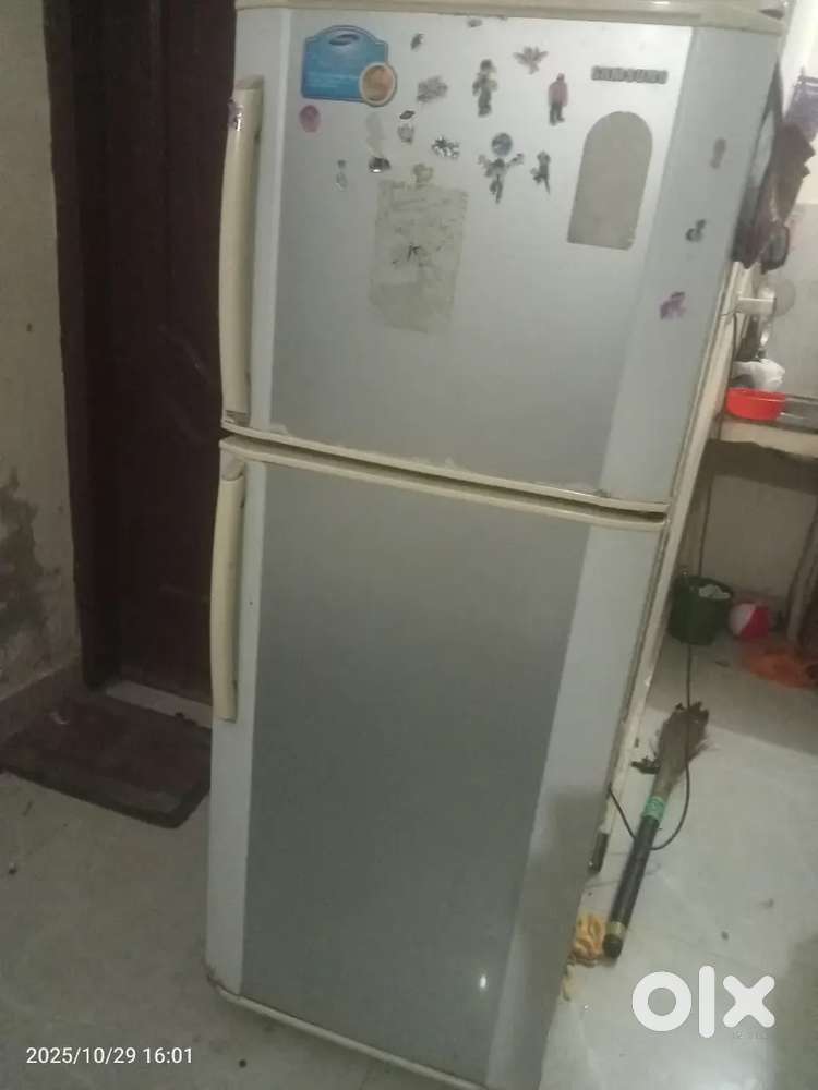 Double door fridge
